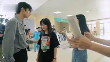 娱乐吃瓜小贼,吃瓜小贼带你探秘明星幕后故事 第1张 娱乐吃瓜小贼,吃瓜小贼带你探秘明星幕后故事 第1张